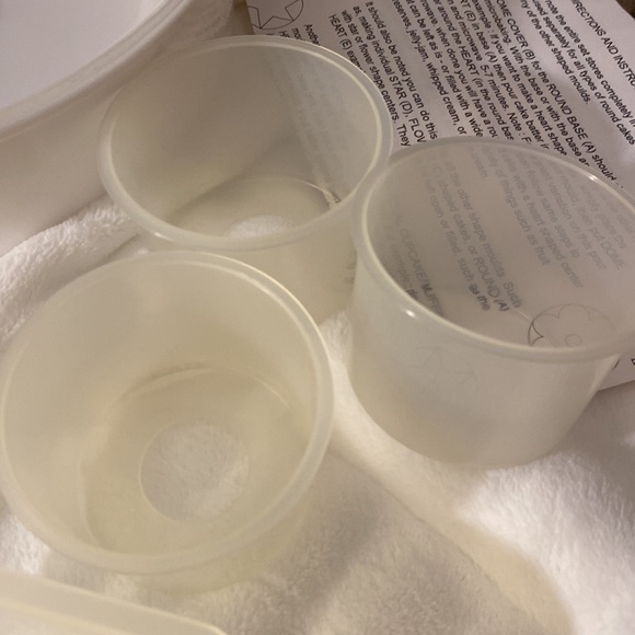 10.25” MICROWAVE CAKE BAKING SET - Picture 7 of 14